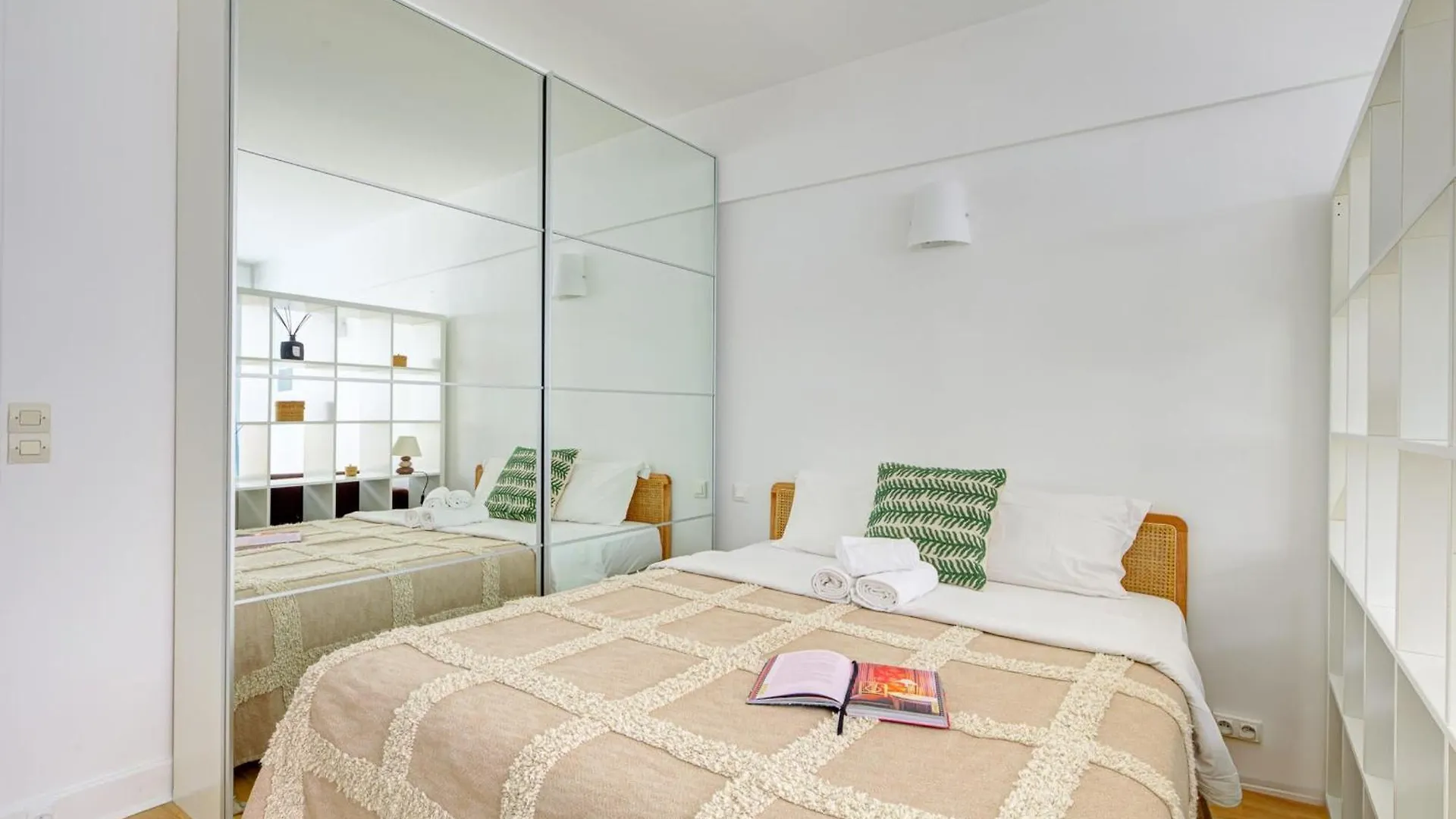 St Germain & Le Bon Marche With Balcony - Cityapartmentstay Apartment Paris